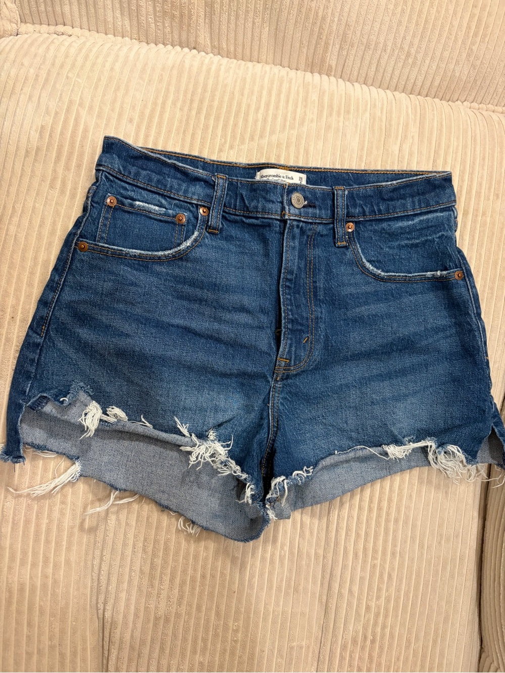Abercrombie & Fitch Distressed “the cutoff short high rise”